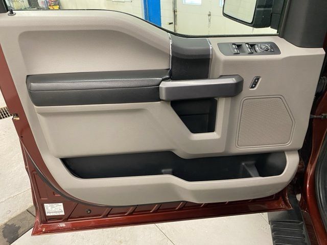 Used 2015 Ford F150 XLT w/ Equipment Group 301A Mid AWD/4WD image 24