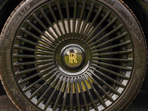 Used 2014 Rolls-Royce Ghost image 93