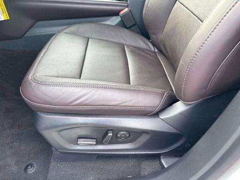 New 2026 Ford Explorer Platinum w/ LUX Leather Package image 19