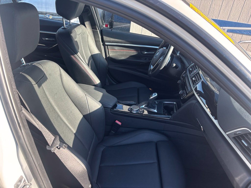 Used 2016 BMW 328i Sedan RWD image 16