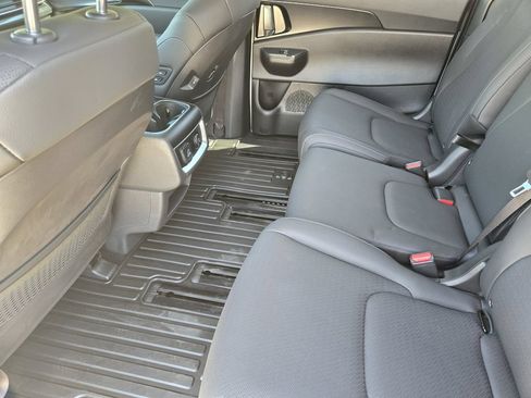 New 2026 Kia Carnival SX Prestige FWD image 20