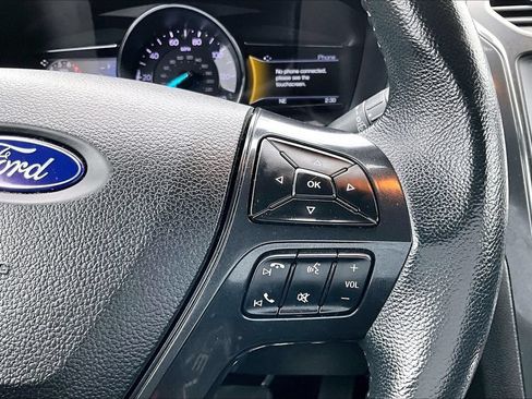 Used 2019 Ford Explorer XLT w/ Equipment Group 202A AWD/4WD image 22