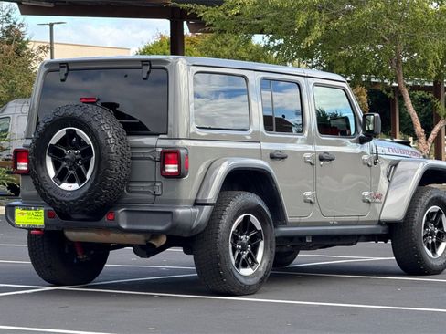 Used 2021 Jeep Wrangler Unlimited Rubicon image 10