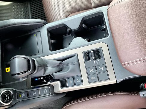 Used 2025 Toyota Land Cruiser w/ Premium Package AWD/4WD image 16