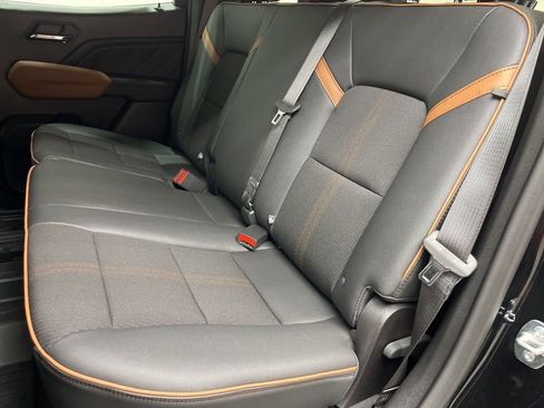 New 2026 GMC Canyon AT4 w/ Technology Plus Package AWD/4WD image 5