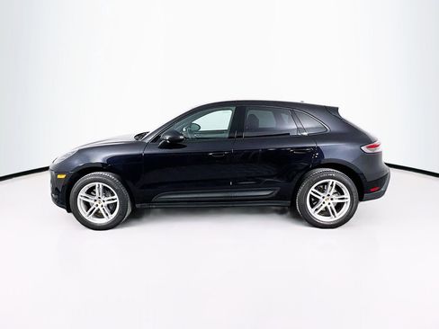 Certified 2025 Porsche Macan AWD/4WD image 2