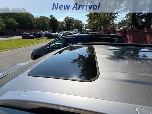 Used 2025 Kia Seltos EX w/ EX Sunroof Package AWD/4WD image 8
