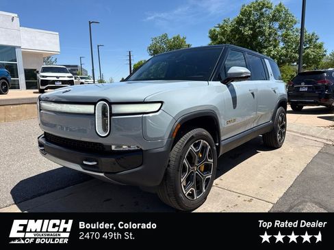 Used 2023 Rivian R1S Adventure AWD/4WD image 1