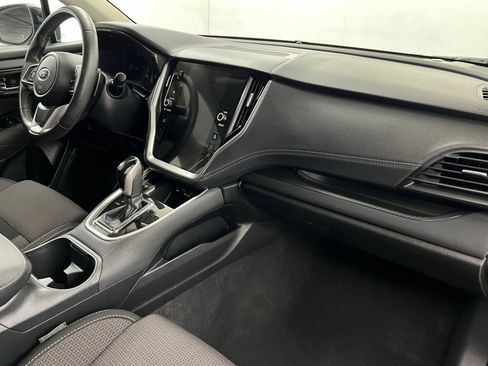 Used 2022 Subaru Outback Premium image 25