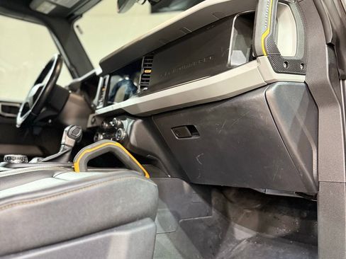 Used 2021 Ford Bronco Badlands image 47