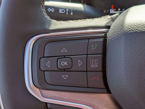 New 2026 Jeep Grand Wagoneer L Limited AWD/4WD image 15