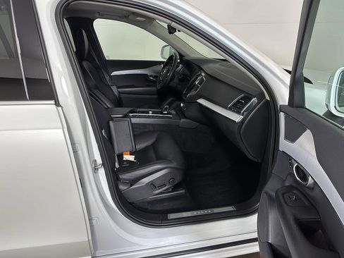 Used 2023 Volvo XC90 B5 Core w/ Climate Package AWD/4WD image 53