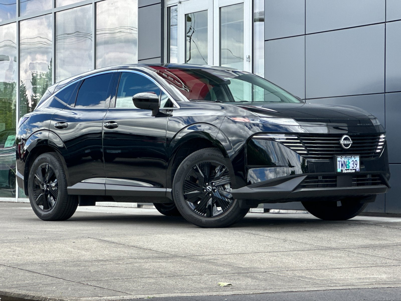 Certified 2025 Nissan Murano SV AWD/4WD image 2