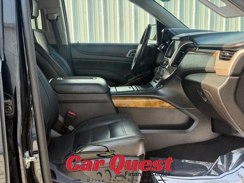Used 2017 GMC Yukon XL Denali w/ Open Road Package AWD/4WD image 23