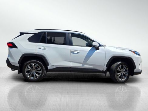 Used 2025 Toyota RAV4 XLE Premium AWD/4WD image 3