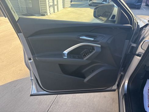 Used 2025 Audi Q5 Premium w/ Convenience Package image 10