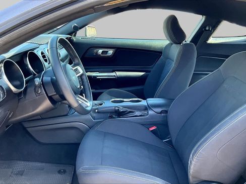 Used 2021 Ford Mustang Coupe RWD image 11