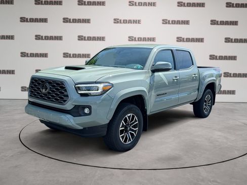 Used 2023 Toyota Tacoma TRD Sport w/ Technology Package AWD/4WD image 1