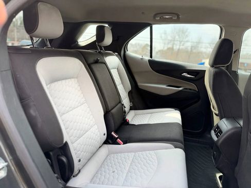 Used 2018 Chevrolet Equinox LS FWD image 13