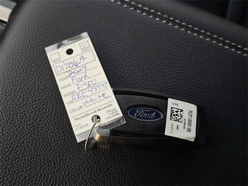 Used 2024 Ford F250 Lariat image 31