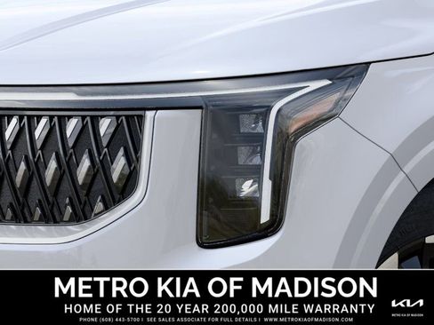 New 2026 Kia Carnival EX FWD image 10