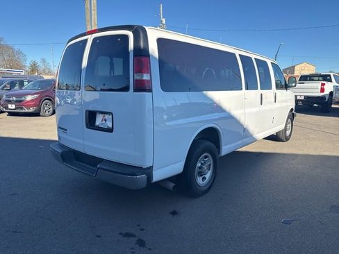 Used 2016 Chevrolet Express 3500 LT w/ LT Preferred Equipment Group image 3