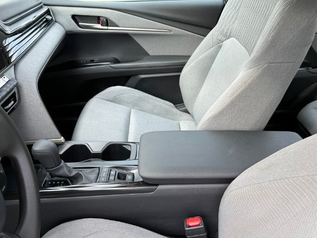 Used 2026 Toyota Camry LE w/ Convenience Package FWD image 10