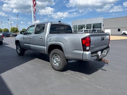 Used 2023 Toyota Tacoma SR AWD/4WD image 5