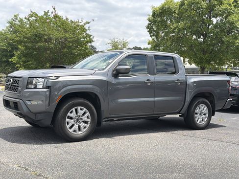 Used 2023 Nissan Frontier SV w/ SV Convenience Package RWD image 18