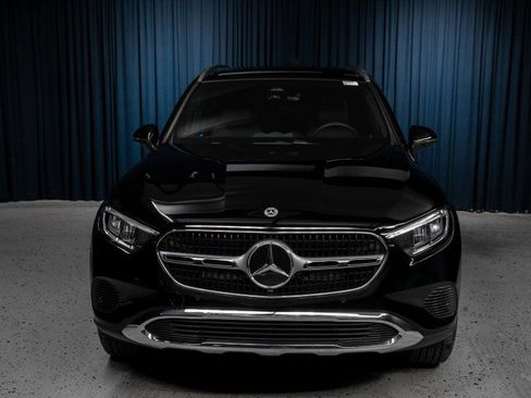 Used 2026 Mercedes-Benz GLC 300 4MATIC image 2