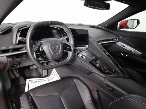 Used 2021 Chevrolet Corvette Stingray Coupe w/ Z51 Performance Package image 12