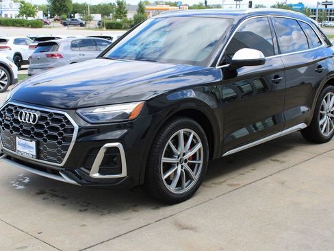 Used 2022 Audi SQ5 Premium Plus w/ Premium Plus Package image 3