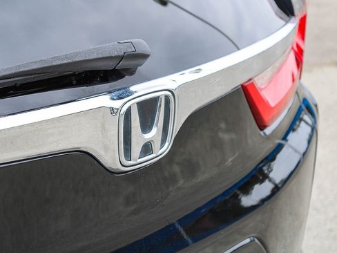 Used 2018 Honda CR-V EX image 11