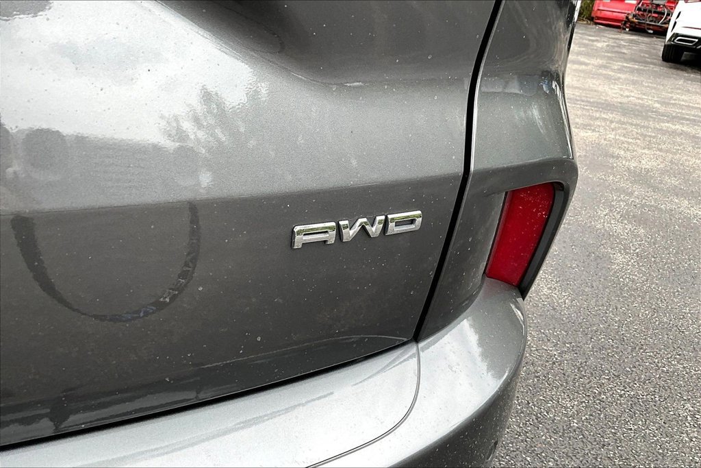 Certified 2024 Ford Escape ST-Line w/ Tech Pack #1 AWD/4WD image 24