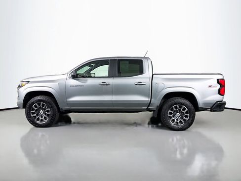 Certified 2025 Chevrolet Colorado Z71 w/ Technology Package AWD/4WD image 4