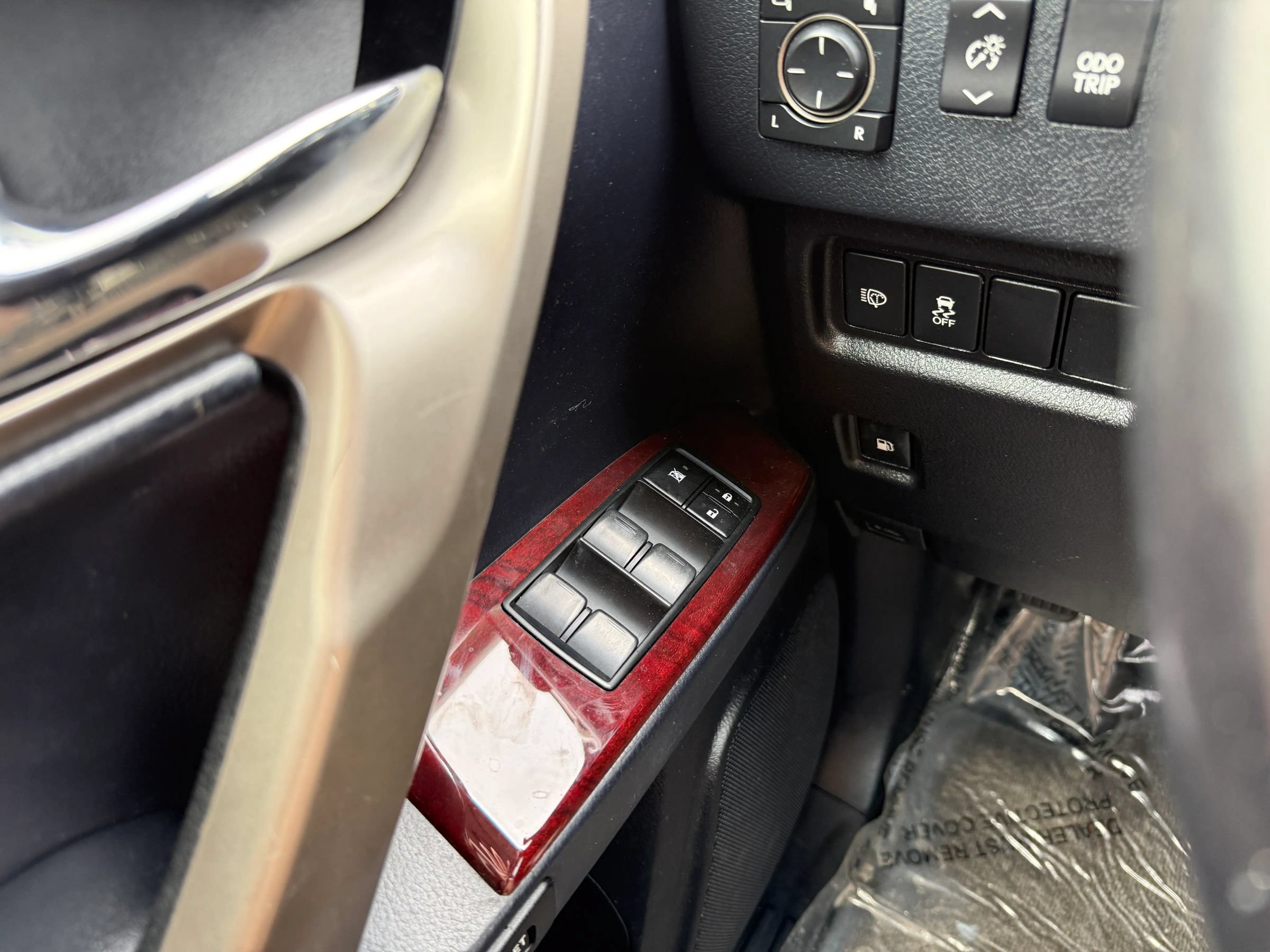Used 2018 Lexus GX 460 Premium w/ Premium Package AWD/4WD image 29