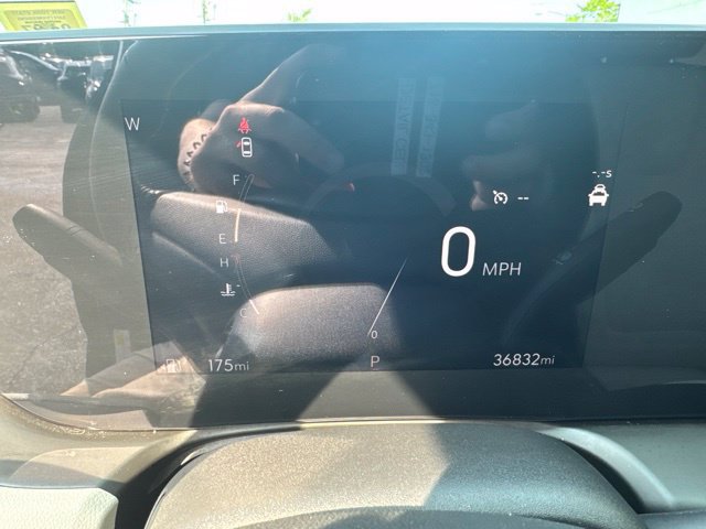 Used 2024 Buick Encore GX Preferred w/ Comfort Package FWD image 13