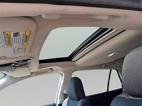 Used 2020 Subaru Outback Premium image 19