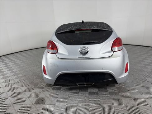 Used 2016 Hyundai Veloster w/ Option Group 03 image 6