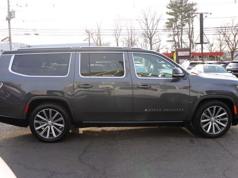 Used 2023 Jeep Grand Wagoneer L Series II image 6