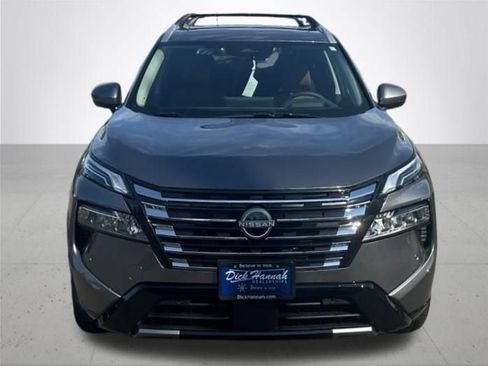 New 2026 Nissan Rogue Platinum w/ Platinum Premium Package AWD/4WD image 3