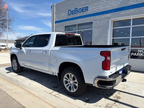 New 2026 Chevrolet Silverado 1500 LTZ w/ LTZ Premium Package AWD/4WD image 3