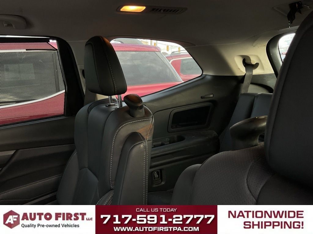 Used 2023 Subaru Ascent Limited AWD/4WD image 10