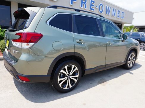 Used 2020 Subaru Forester Limited w/ Popular Package #3 image 6