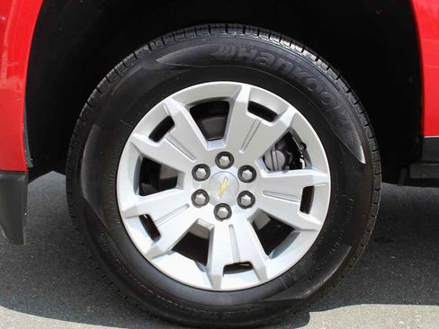 Used 2018 Chevrolet Colorado LT image 30