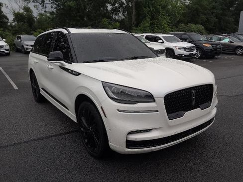 Used 2024 Lincoln Aviator Reserve w/ Equipment Group 201A AWD/4WD image 1