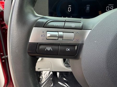 Used 2024 Hyundai Kona SEL FWD image 23
