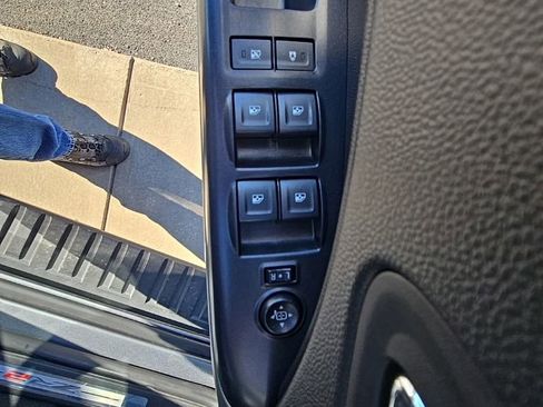 Used 2021 Chevrolet Colorado ZR2 w/ LPO, Power Package image 16