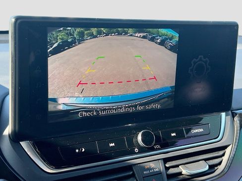 Used 2023 Nissan Altima 2.5 SR w/ SR Premium Package image 14