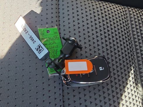 New 2026 Chevrolet Trax LT w/ LT Convenience Package image 33